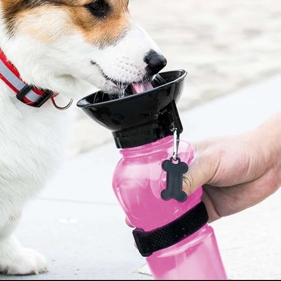 {NWT} Pink Portable Pet Travel Bottle 15oz - Picture 1 of 4